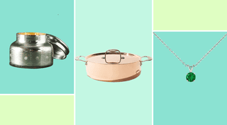 These are the most traditional wedding anniversary gifts by year
