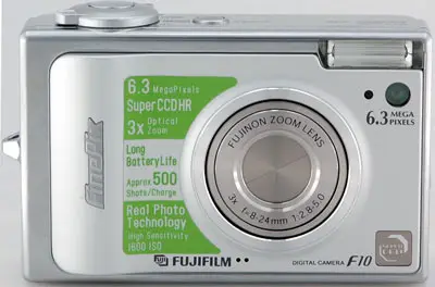 【C2105】 FUJIFILM Finepix F10 シルバー フジフィルム Fujifilm FinePix F Series F10 6.3MP Digital Camera - Silver for