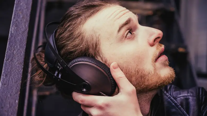 Massdrop x Meze 99 Noir Headphones Review - Reviewed