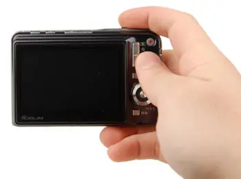 [極美品] CASIO EXILIM EX-S770 デジタルカメラ Casio Exilim EX-S770 Digital Camera Review - Reviewed