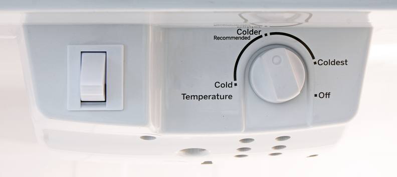 Despite the label, the GE GTE16GSHSS's recommended Colder setting isn't quite cold enough.