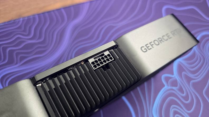 The side of the RTX 4070 system.
